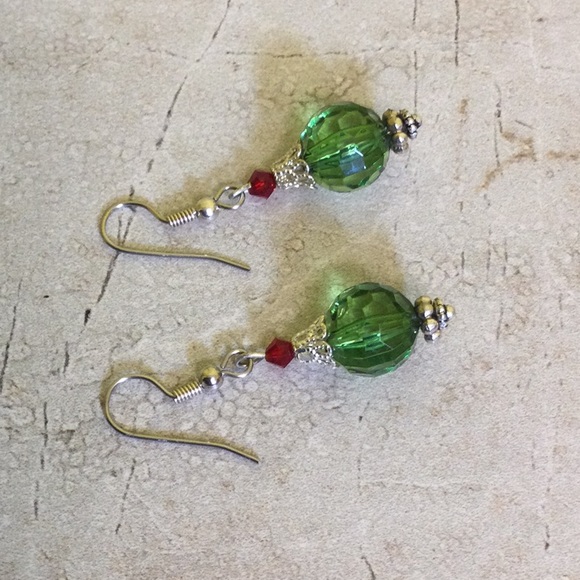 Christmas Other - FINAL Artisan Christmas 1” drop ornament silver earrings